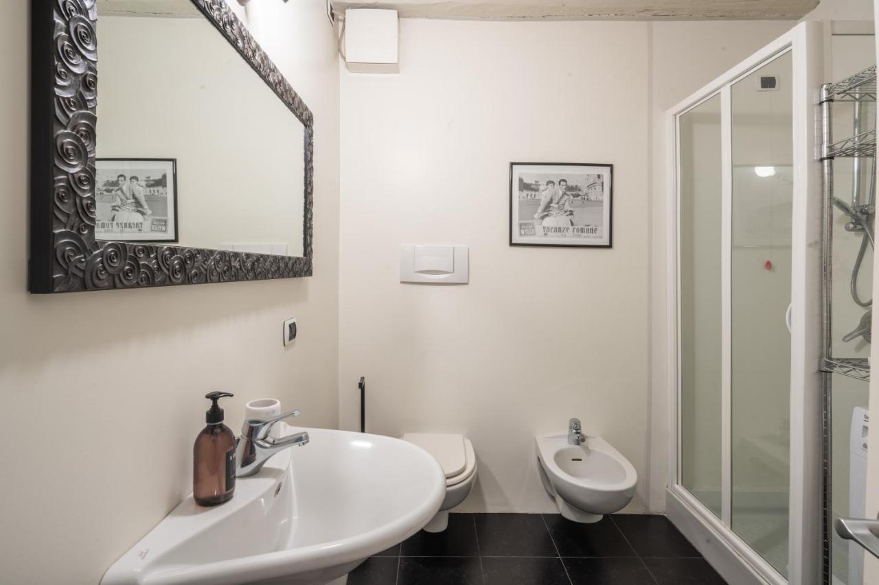 Porta Venezia Cozy Studio R&R Apartment Milan Bagian luar foto